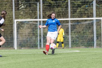 Bild 40 - wBJ SH-Pokalfinale  Holstein-Kiel - SV Viktoria : Ergebnis: 1:0